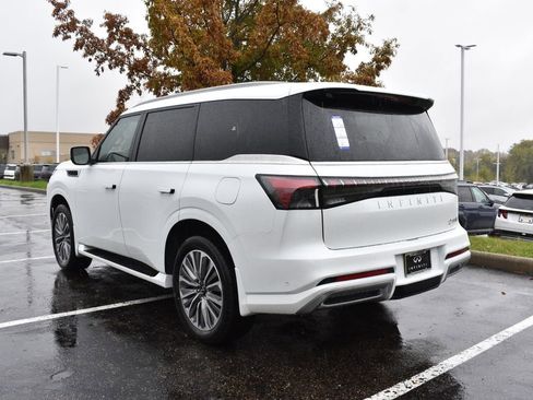 Used 2026 INFINITI QX80 Luxe w/ Cargo Package image 5
