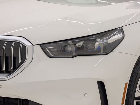 New 2026 BMW 530i xDrive w/ Premium Package AWD/4WD image 11