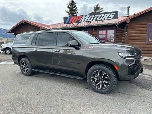 Used 2021 Chevrolet Suburban Z71 w/ Z71 Signature Package AWD/4WD image 1