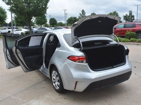 Used 2024 Toyota Corolla LE FWD image 15
