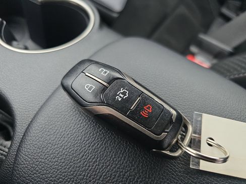 Used 2017 Ford Mustang Shelby GT350 w/ Electronics Package image 37