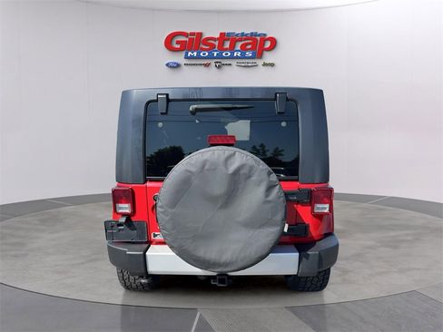 Used 2010 Jeep Wrangler Unlimited Sahara w/ Dual Top Group image 4