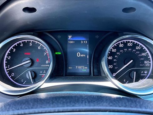 Used 2020 Toyota Camry SE w/ Convenience Package FWD image 25