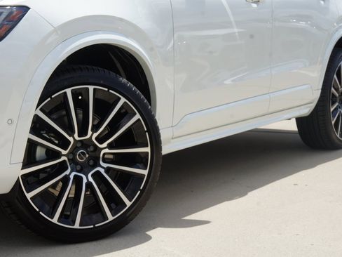 New 2026 Volvo XC90 B6 Ultra image 7