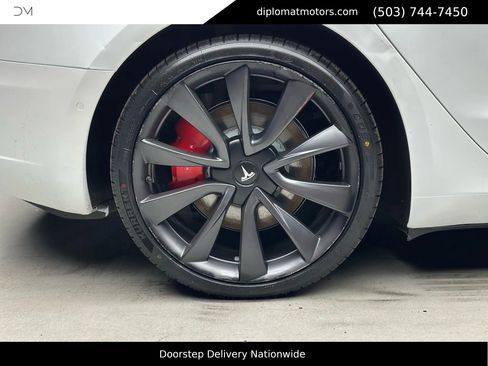 Used 2020 Tesla Model 3 Performance image 37