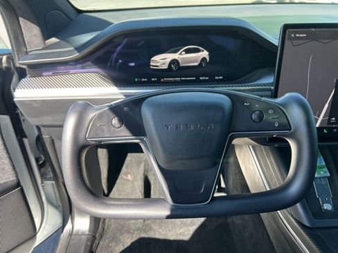 Used 2022 Tesla Model X Plaid AWD/4WD image 21