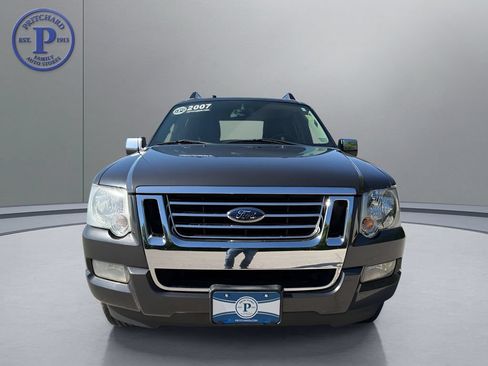 Used 2007 Ford Explorer Sport Trac Limited AWD/4WD image 2