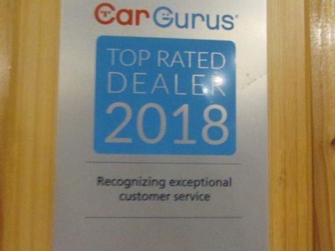 Used 2019 GMC Yukon XL SLT w/ Premium Edition image 5