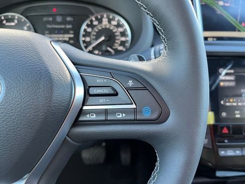 New 2025 INFINITI QX50 Sport image 17