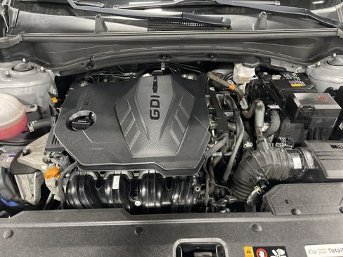 Used 2023 Kia Sportage LX image 14