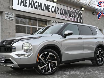 Used 2023 Mitsubishi Outlander SE