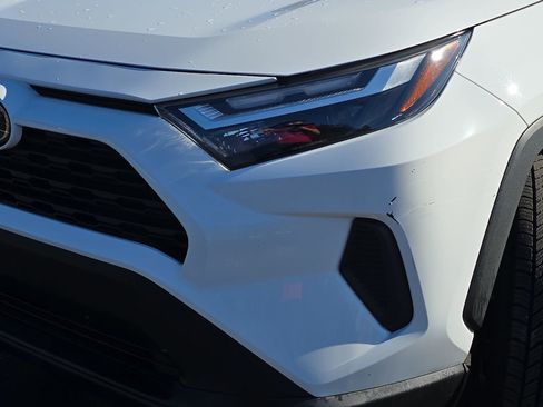 Used 2023 Toyota RAV4 XLE image 33