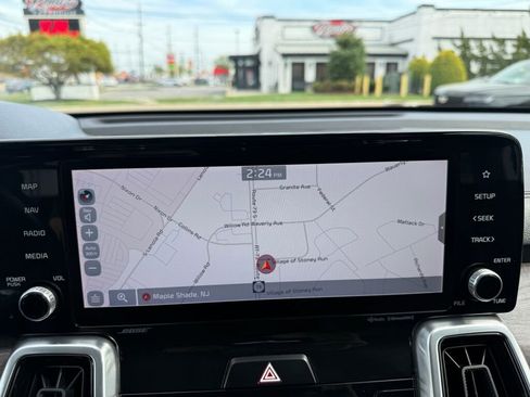 Used 2021 Kia Sorento SX Prestige image 19