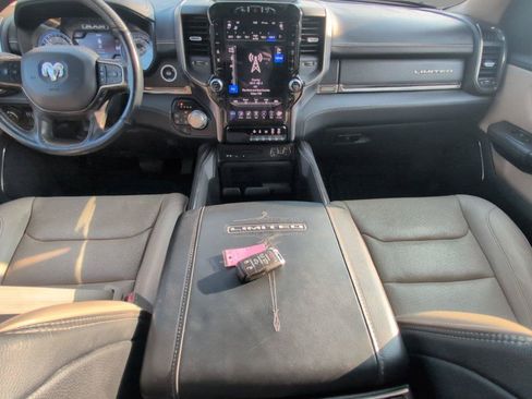 Used 2019 RAM 1500 Limited w/ Advanced Safety Group AWD/4WD image 32