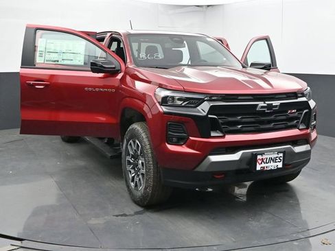 New 2026 Chevrolet Colorado Z71 w/ Technology Package AWD/4WD image 45