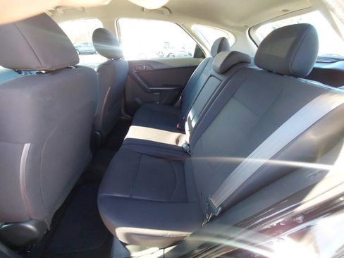 Used 2012 Kia Forte EX image 9