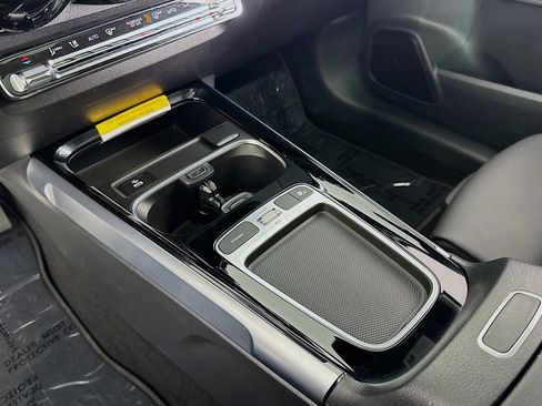Certified 2026 Mercedes-Benz GLB 250 image 7