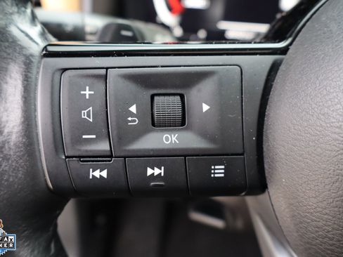 Used 2023 Nissan Rogue Platinum w/ Platinum Premium Package FWD image 15