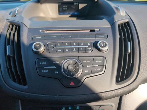 Used 2017 Ford Escape SE AWD/4WD image 10