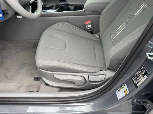 New 2026 Hyundai Elantra Sport FWD image 7