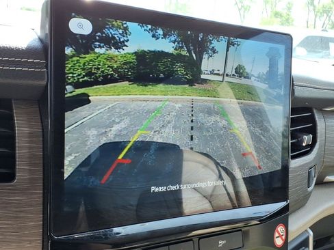 Used 2024 Ford Expedition Max Limited image 12