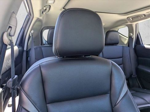 Used 2019 Nissan Murano SL w/ SL Technology Package AWD/4WD image 16