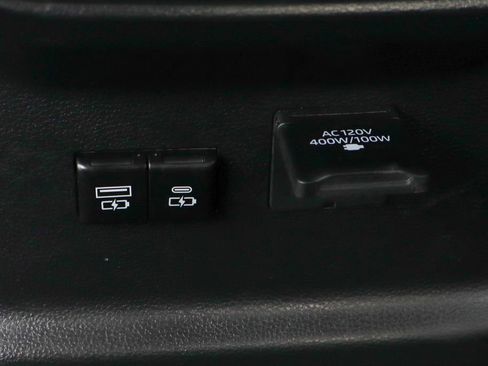 Used 2024 Toyota Tundra Limited AWD/4WD image 49