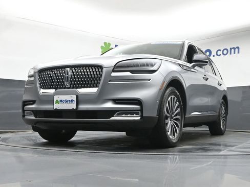 Used 2020 Lincoln Aviator Reserve w/ Equipment Group 201A AWD/4WD image 5