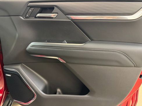 New 2026 GMC Acadia Elevation w/ LPO, Floor Liner Package image 29