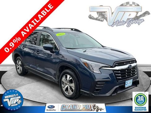 Certified 2025 Subaru Ascent Premium image 1