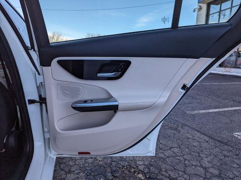 Used 2024 Mercedes-Benz C 300 4MATIC Sedan image 36