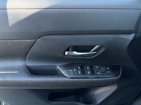 New 2026 Nissan Kicks SV w/ Charging Package FWD image 18