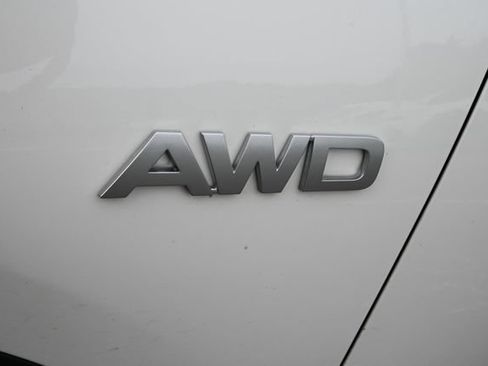 Used 2022 Kia Seltos S AWD/4WD image 14