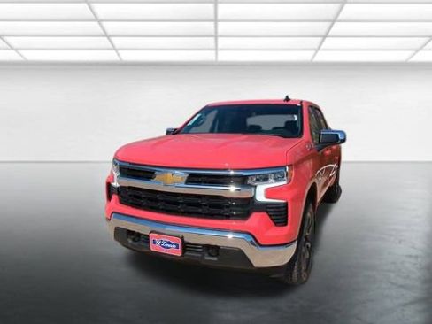 New 2025 Chevrolet Silverado 1500 LT image 3