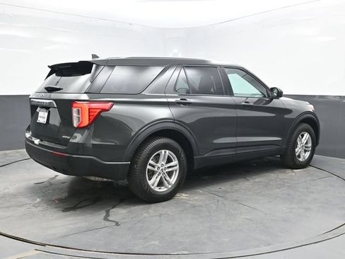 Used 2023 Ford Explorer 4WD image 7