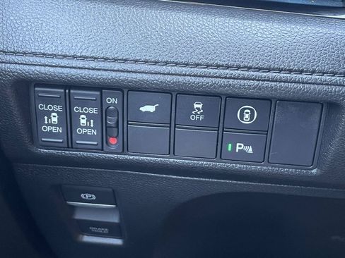 Used 2023 Honda Odyssey Elite image 37