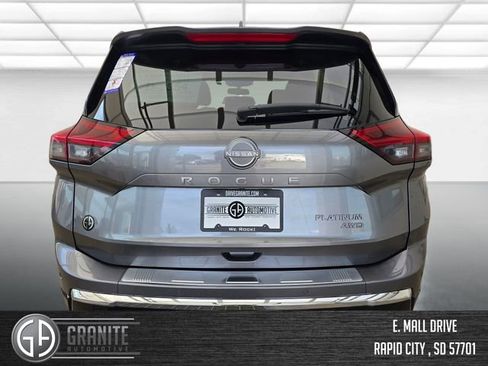 New 2026 Nissan Rogue Platinum w/ Platinum Premium Package AWD/4WD image 4