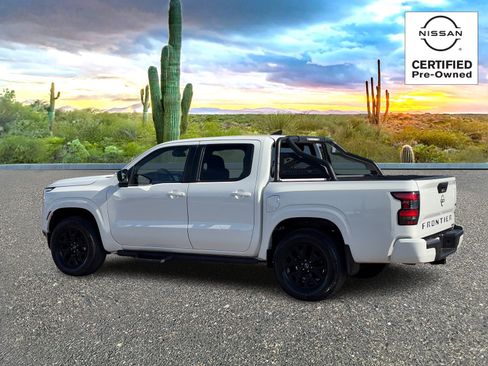 Certified 2023 Nissan Frontier SV w/ Midnight Edition Package image 4