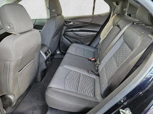 Used 2020 Chevrolet Equinox LT FWD image 18