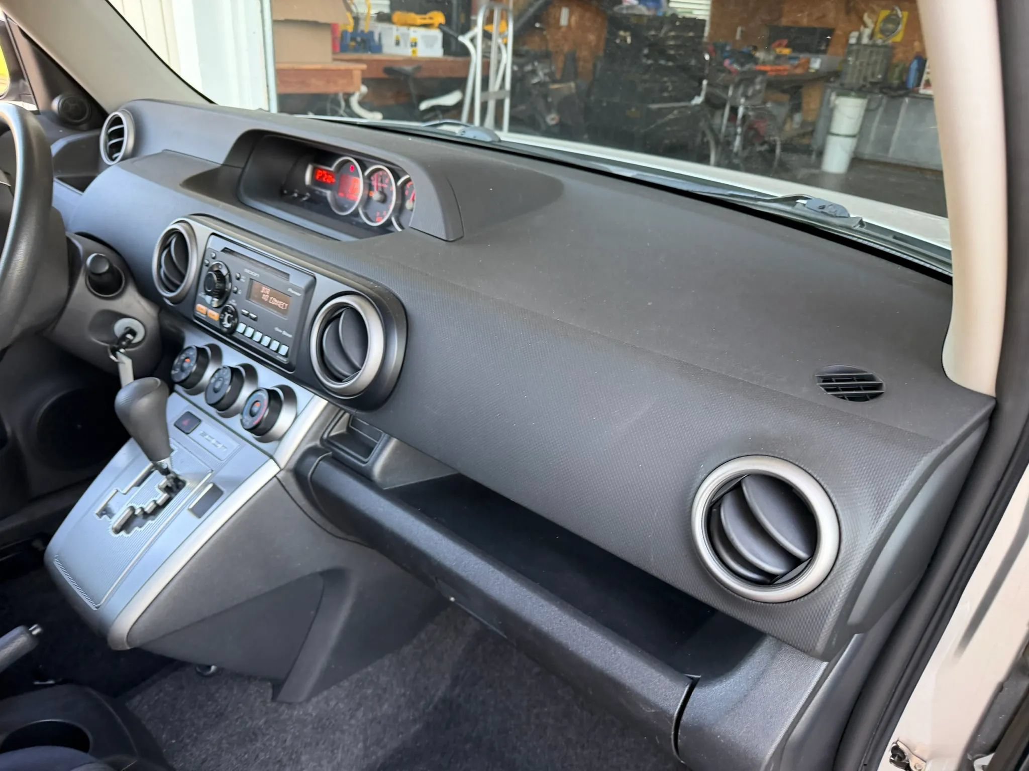 Used 2012 Scion xB FWD image 14