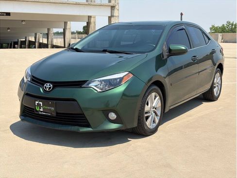 Used 2014 Toyota Corolla LE w/ Driver Convenience Package FWD image 3