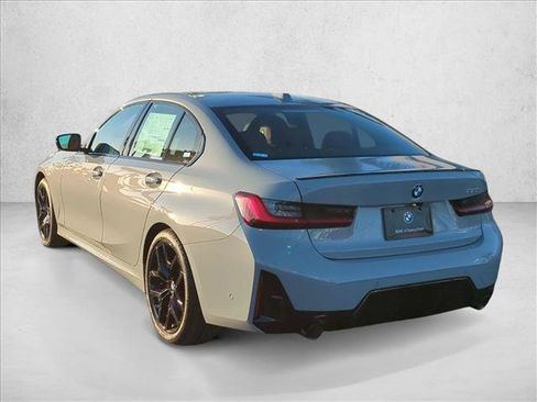 New 2026 BMW 330i Sedan w/ M Sport Package RWD image 9