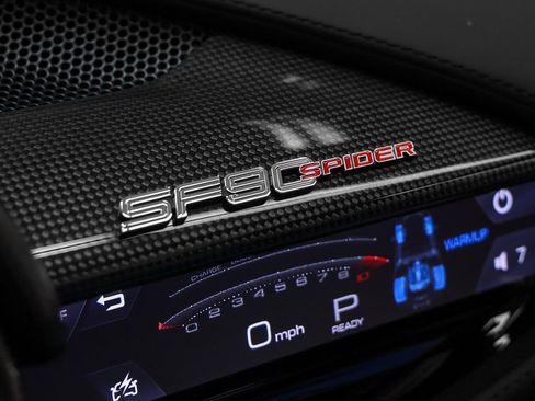 Used 2023 Ferrari SF90 Spider image 67