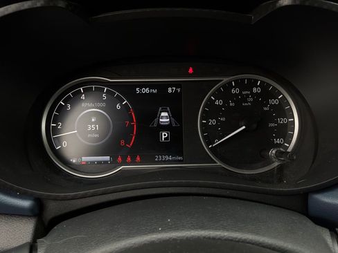 Used 2025 Nissan Versa SV w/ Trunk Package FWD image 31