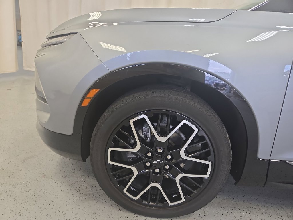 Certified 2024 Chevrolet Blazer RS w/ LPO, Floor Liner Package AWD/4WD image 41