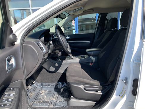 Used 2020 Dodge Durango SXT w/ 3rd Row Seating Group image 11