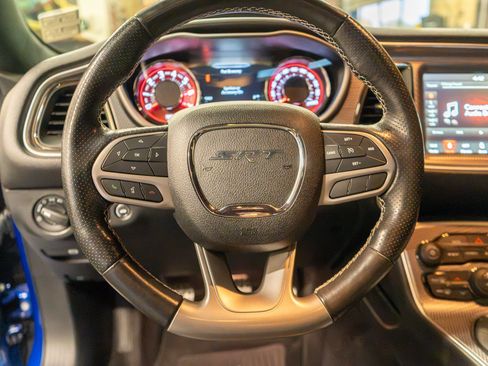 Used 2019 Dodge Challenger SRT Hellcat w/ Laguna Leather Package RWD image 38