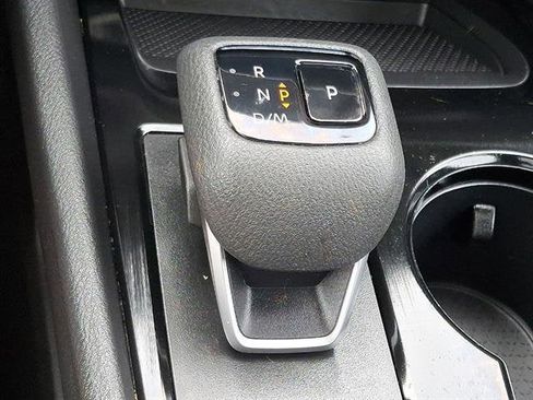 Certified 2022 Nissan Rogue SV w/ SV Premium Package AWD/4WD image 17