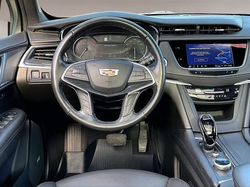 Used 2023 Cadillac XT5 Premium Luxury image 5
