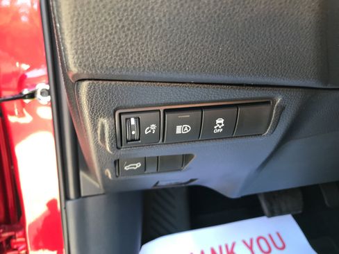 Used 2026 Toyota Corolla Cross XLE w/ Convenience Package AWD/4WD image 15